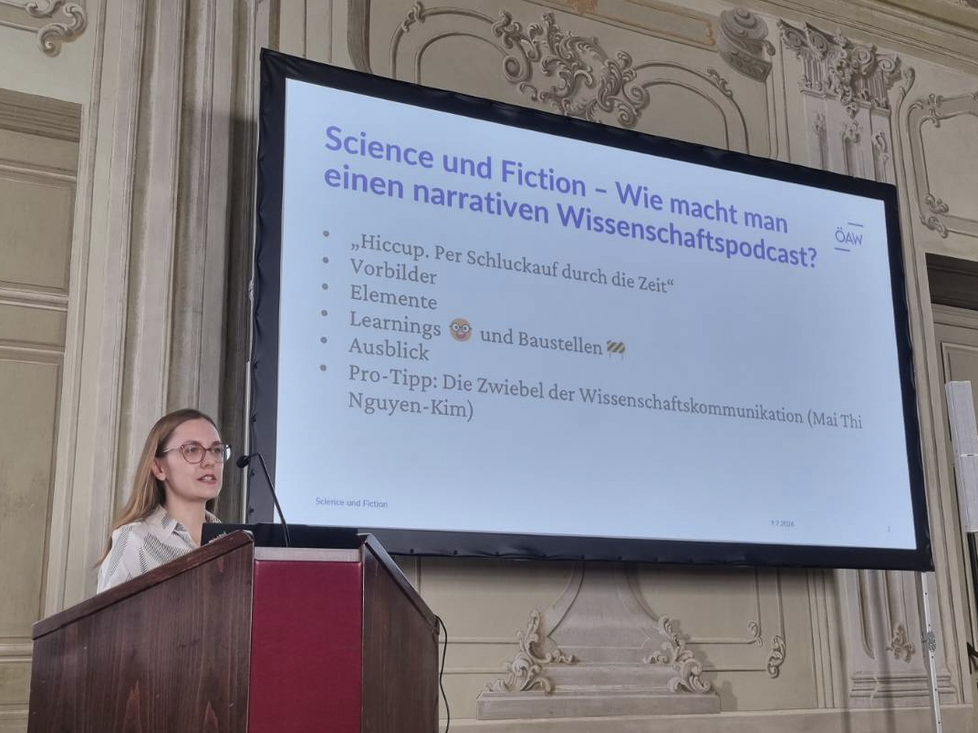 Julia bei ihrem Lightning-Talk